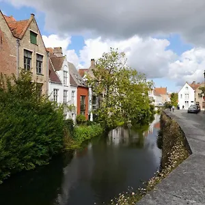 https://suite-lane.bruges-hotels.info