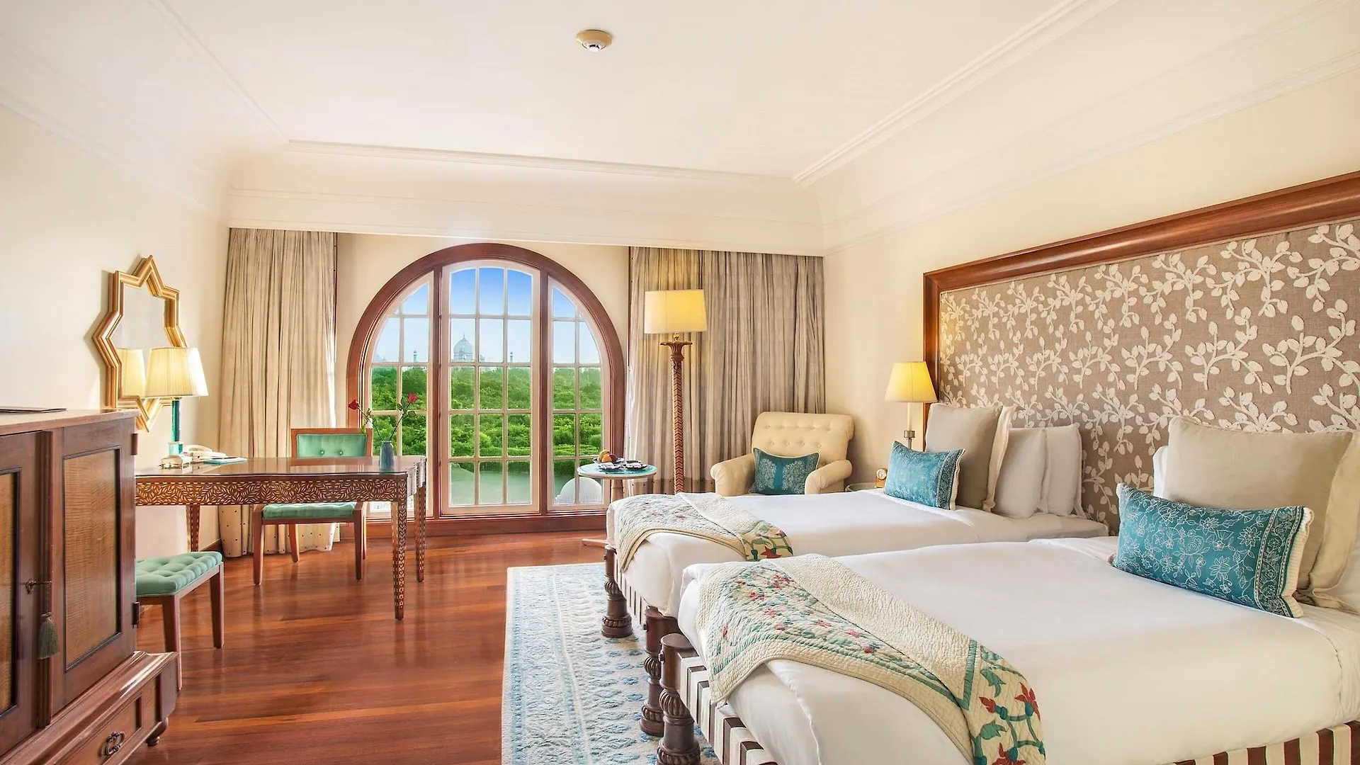 The Oberoi Amarvilas Agra Agra  Hotel